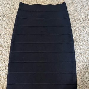 BCBG  MAXAZRIA Simone Textured Power Skirt